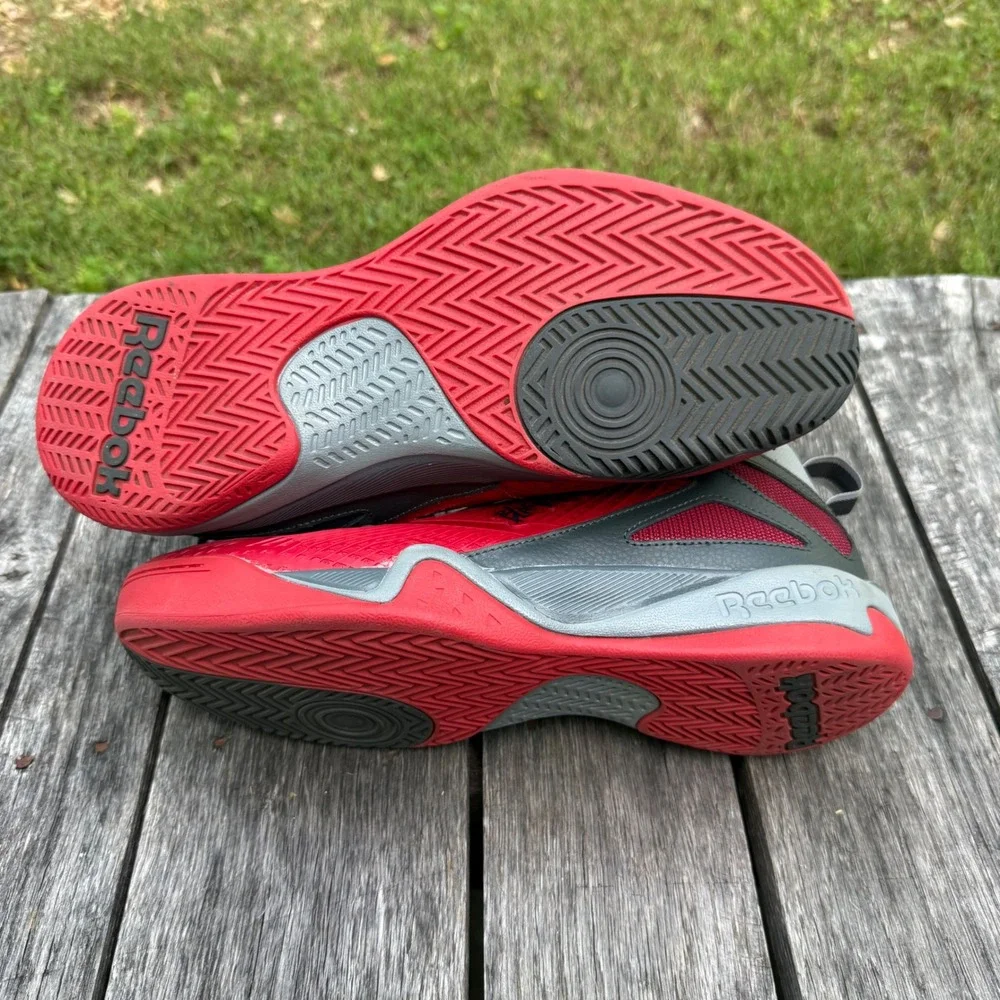 Reebok Blacktop Battleground The Pump Red Grey Basketball Shoes‎ Mens 12 M40824